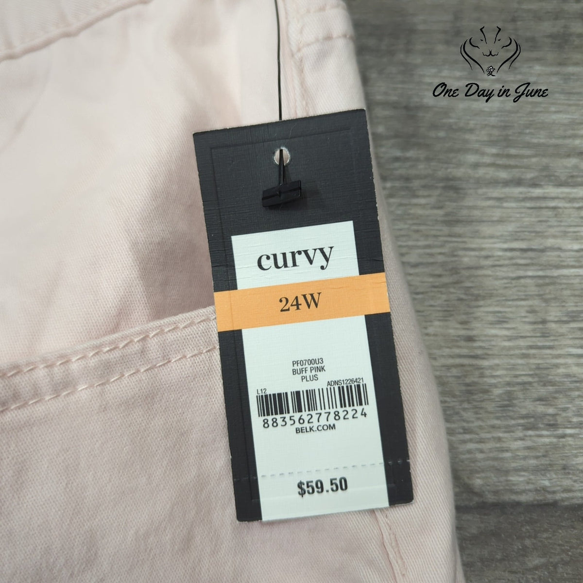 Crown & Ivy Curvy Skinny Crop Jeans Buff Pink Plus NWT Size 24W