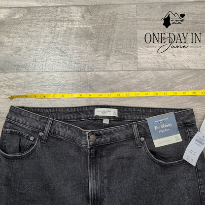 Abercrombie & Fitch The Skinny High Rise Jeans Size 18