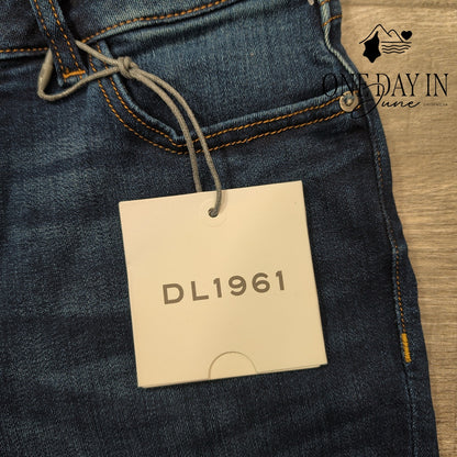DL1961 Emma Low Rise Skinny Jeans Dark Wash 29" Inseam NWT Size 4 (27)