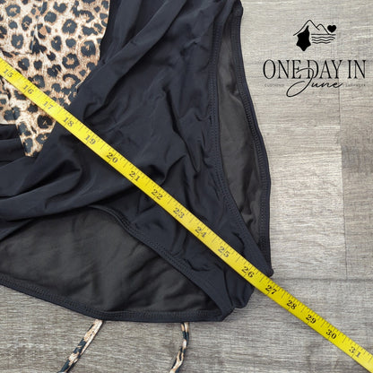 CharmLeaks Leopard Print Lace Up Back Flounce One Piece Swimsuit Size M