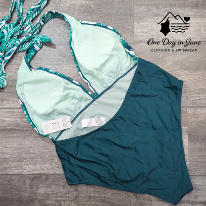 Cupshe Wrap Halter One Piece Swimsuit Size XL