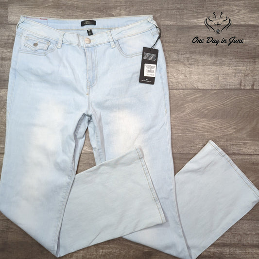 True Religion Becca Mid Rise Bootcut Jeans Size 32 (14)