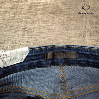 Joe's Jeans The Lara Mid Rise Cigarette Jeans Size 23 (0)