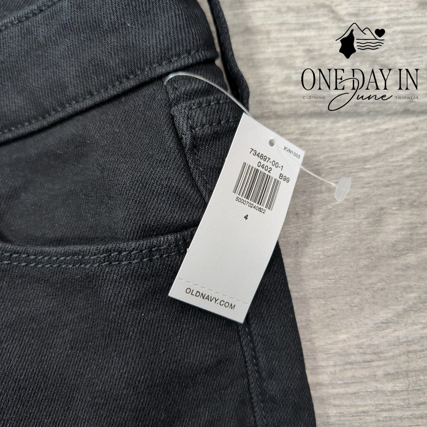 Old Navy High Rise Wow Super Skinny Jeans Black Wash Stretch NWT Size 4