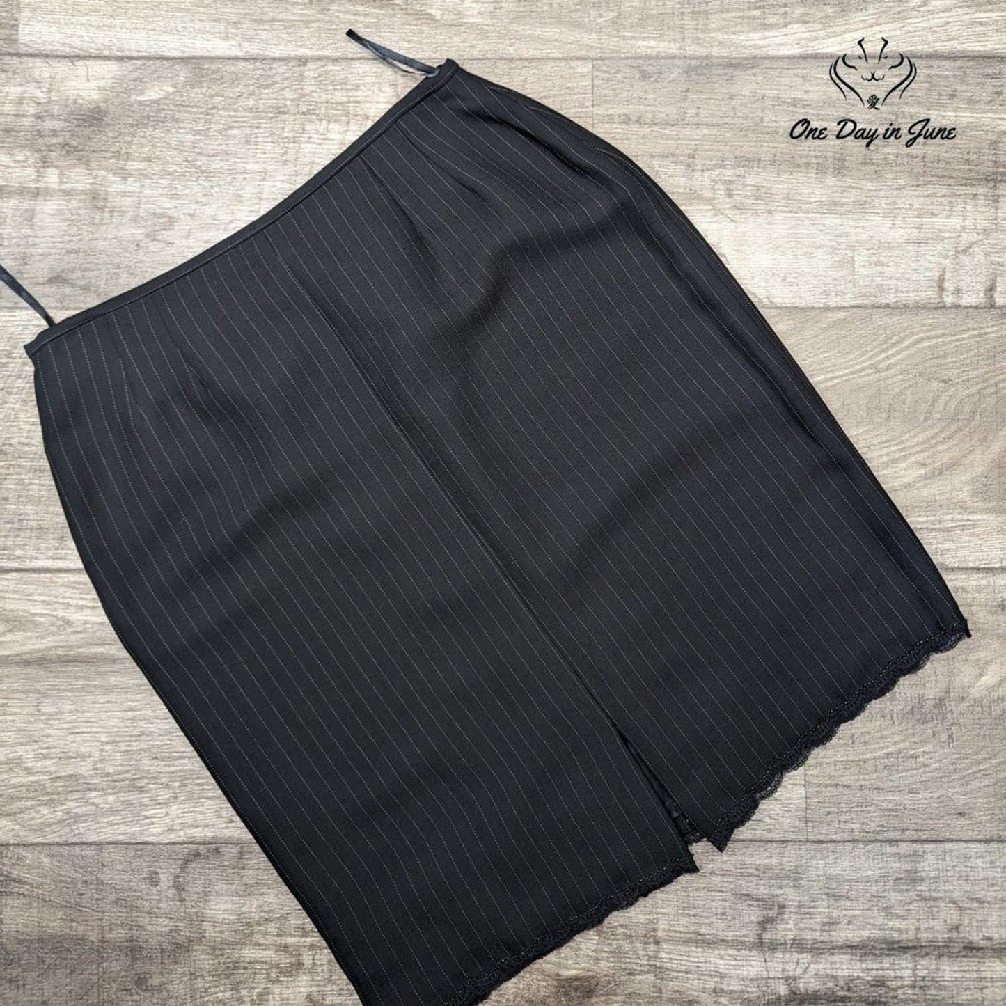 Liz Claiborne Embroidered Lined Skirt Size 14