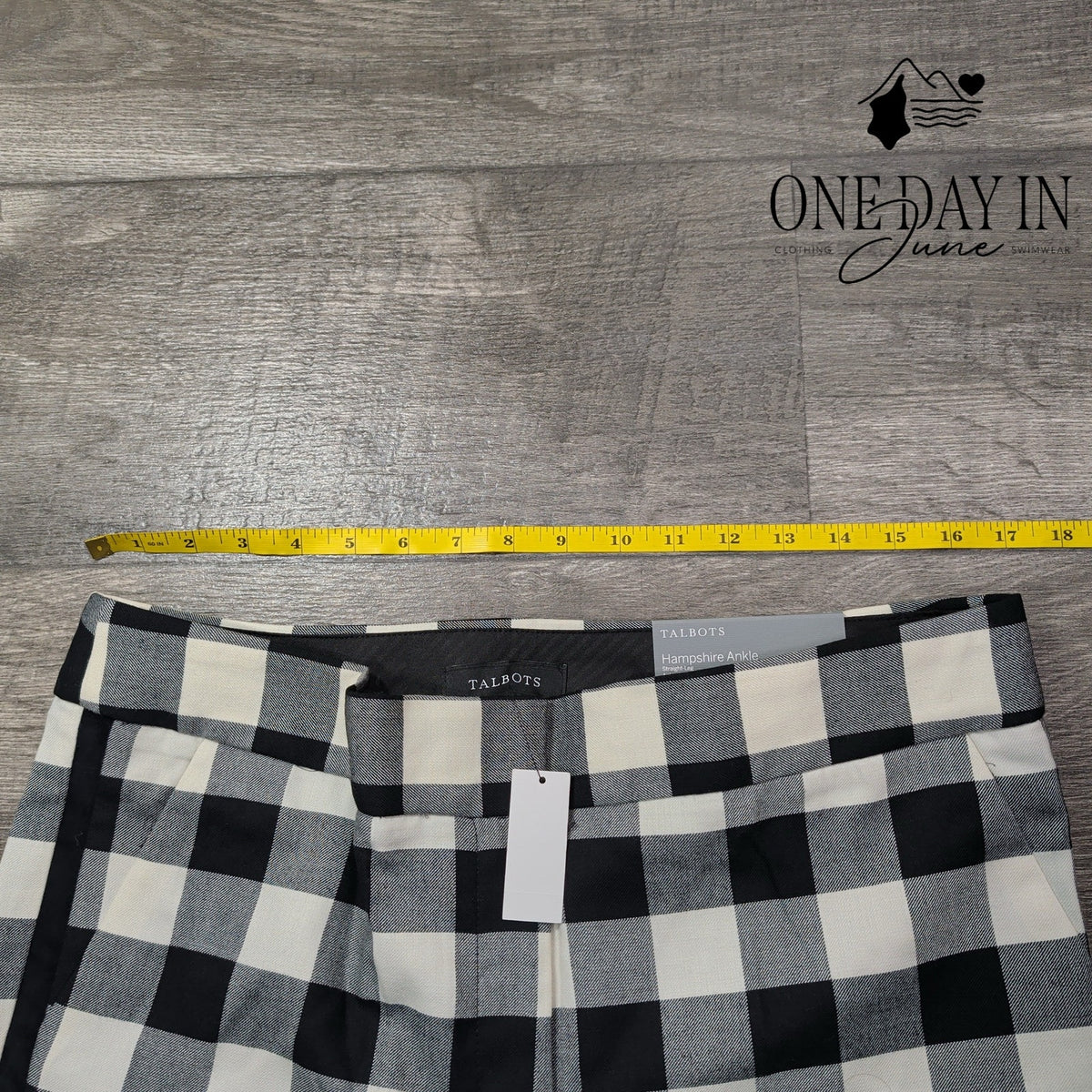 Talbots Hampshire Ankle Pants Black White Buffalo Plaid Straight Leg NWT Size 12