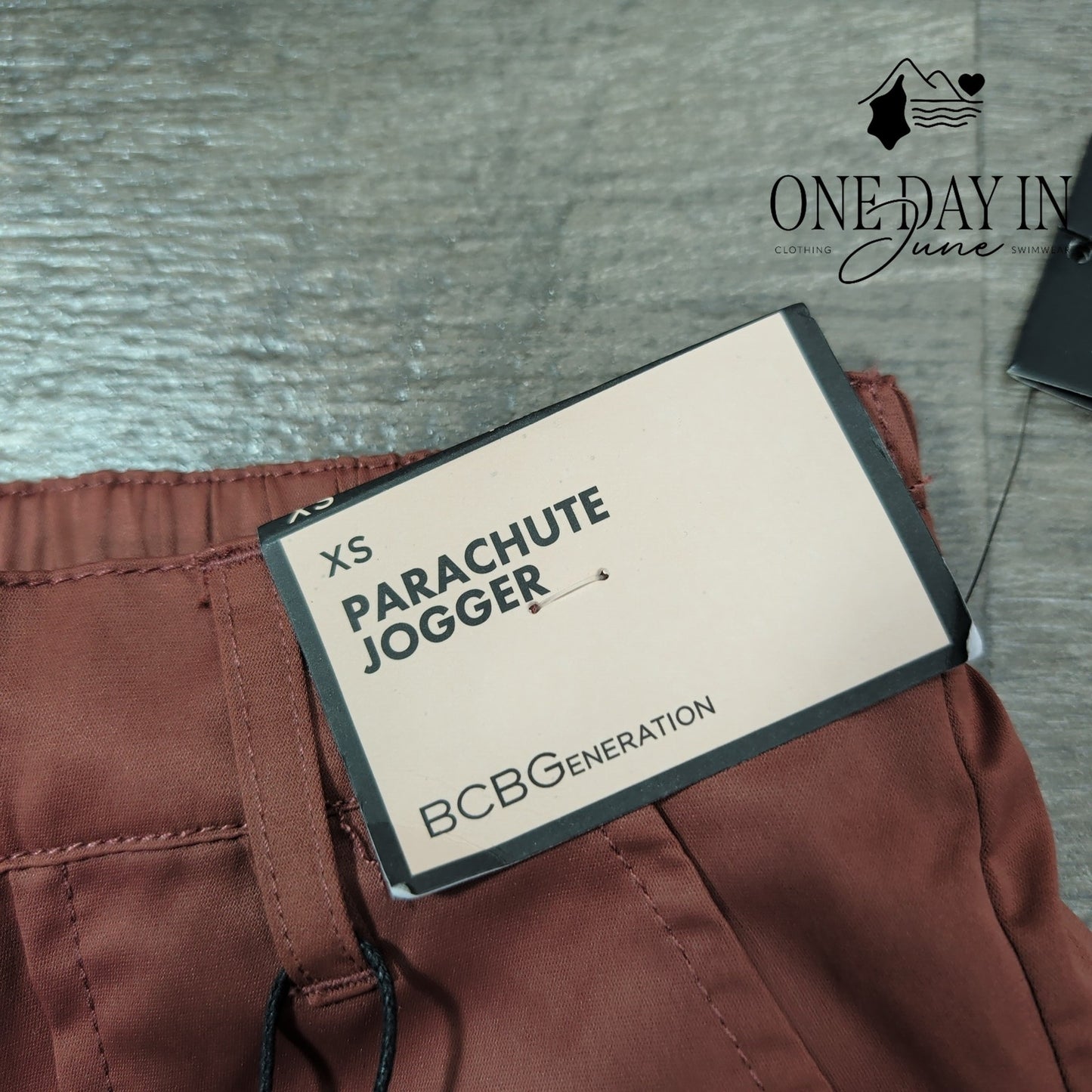 BCBGeneration Parachute Jogger Pants Brown Cargo Utility NWT Size XS