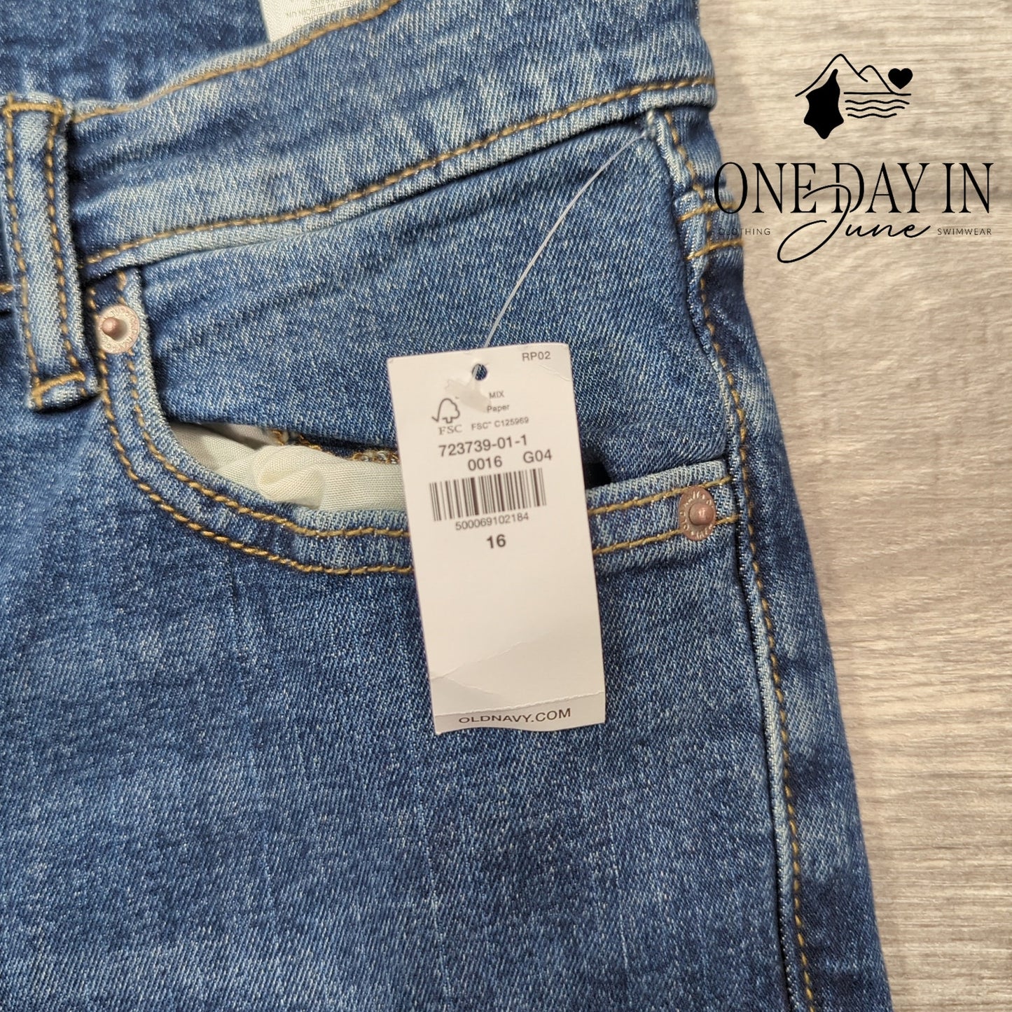 Old Navy Original Taper Jeans Size 16