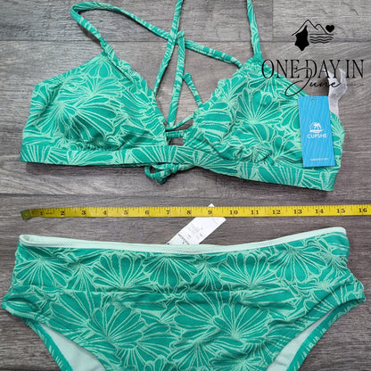 Cupshe Textured Floral Bikini Swimsuit Green Scallop High Waist NWT Size L