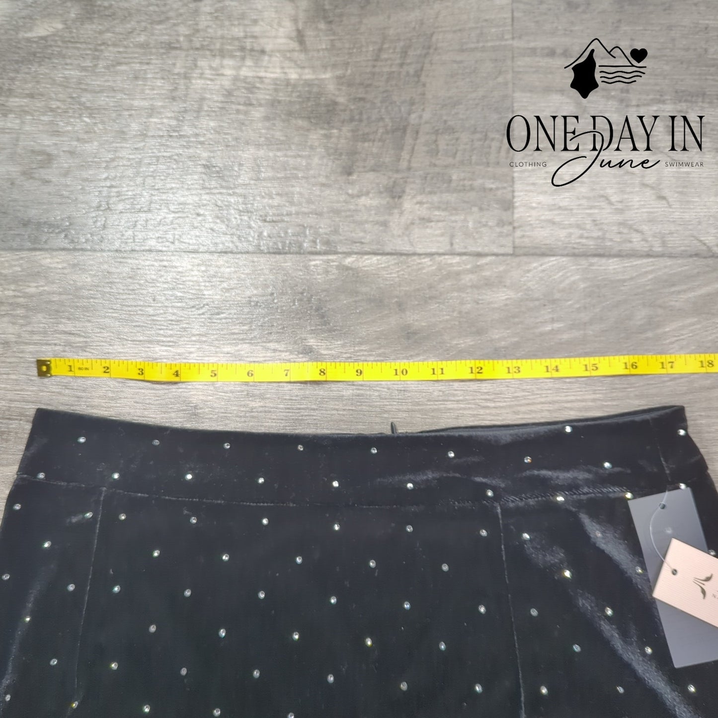 Nanette Lepore Velvateen Mini Skirt Size L