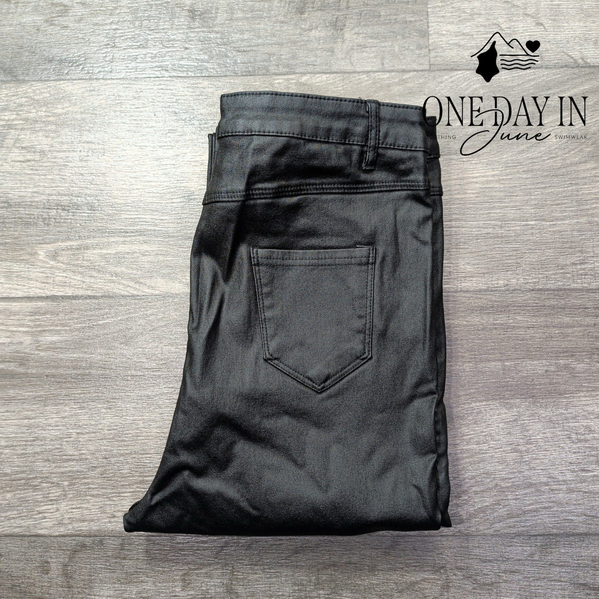 Apperloth A Juniors Faux Leather Button Fly Skinny Pants Black Size 11