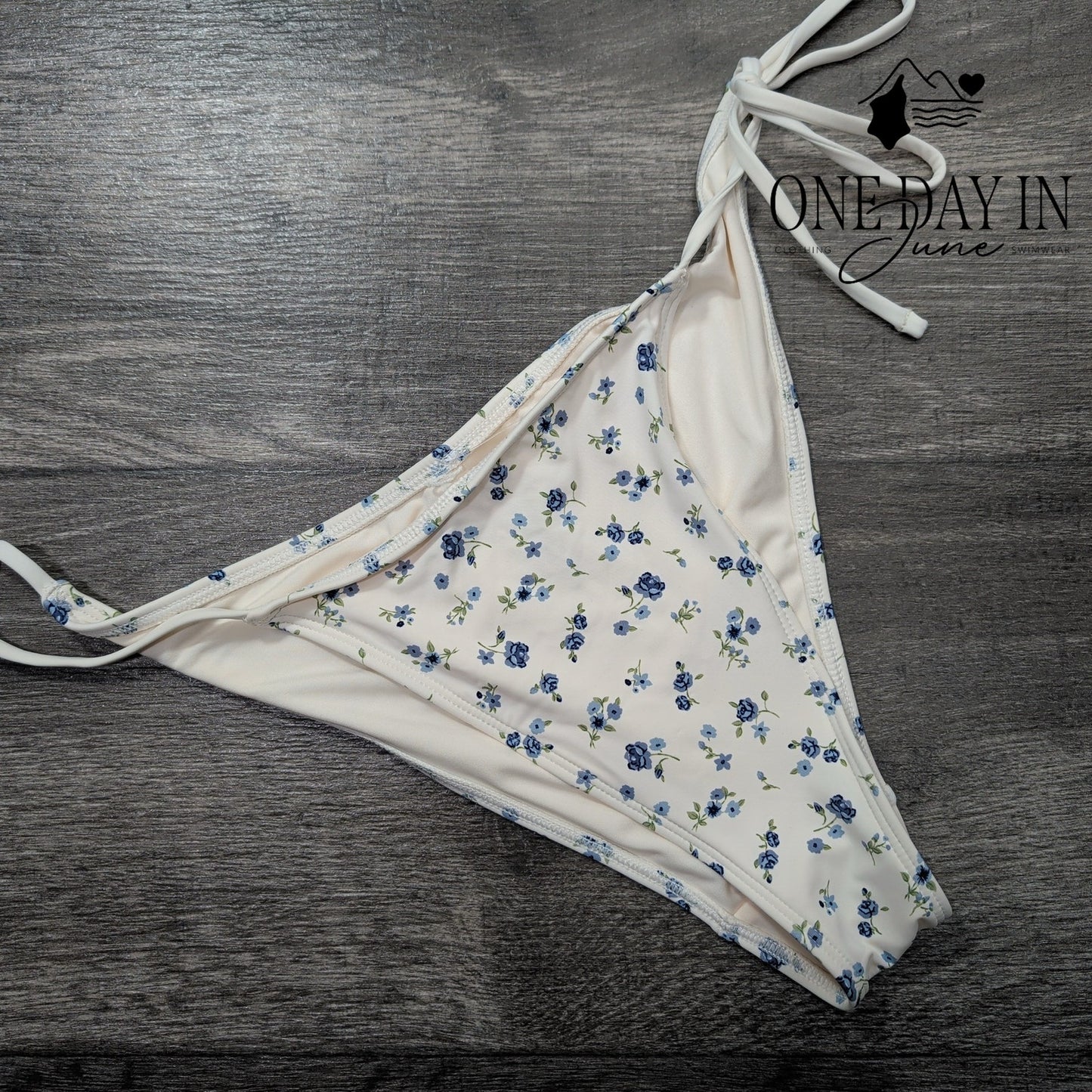 Garage Floral Tie Side Bikini Bottom Size S
