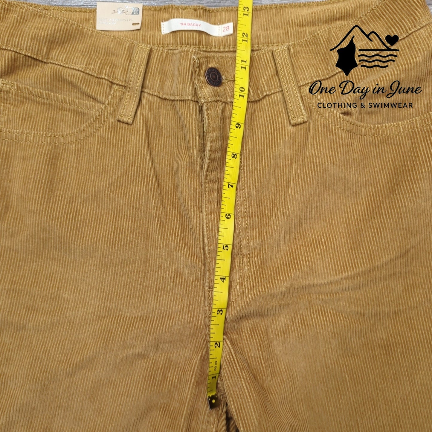 Levi's 94' Baggy Shaping Skinny Capri Corduroy Pants Size 28 (6)