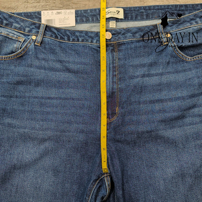 Seven7 Plus Size Loose Straight Jeans Size 22W