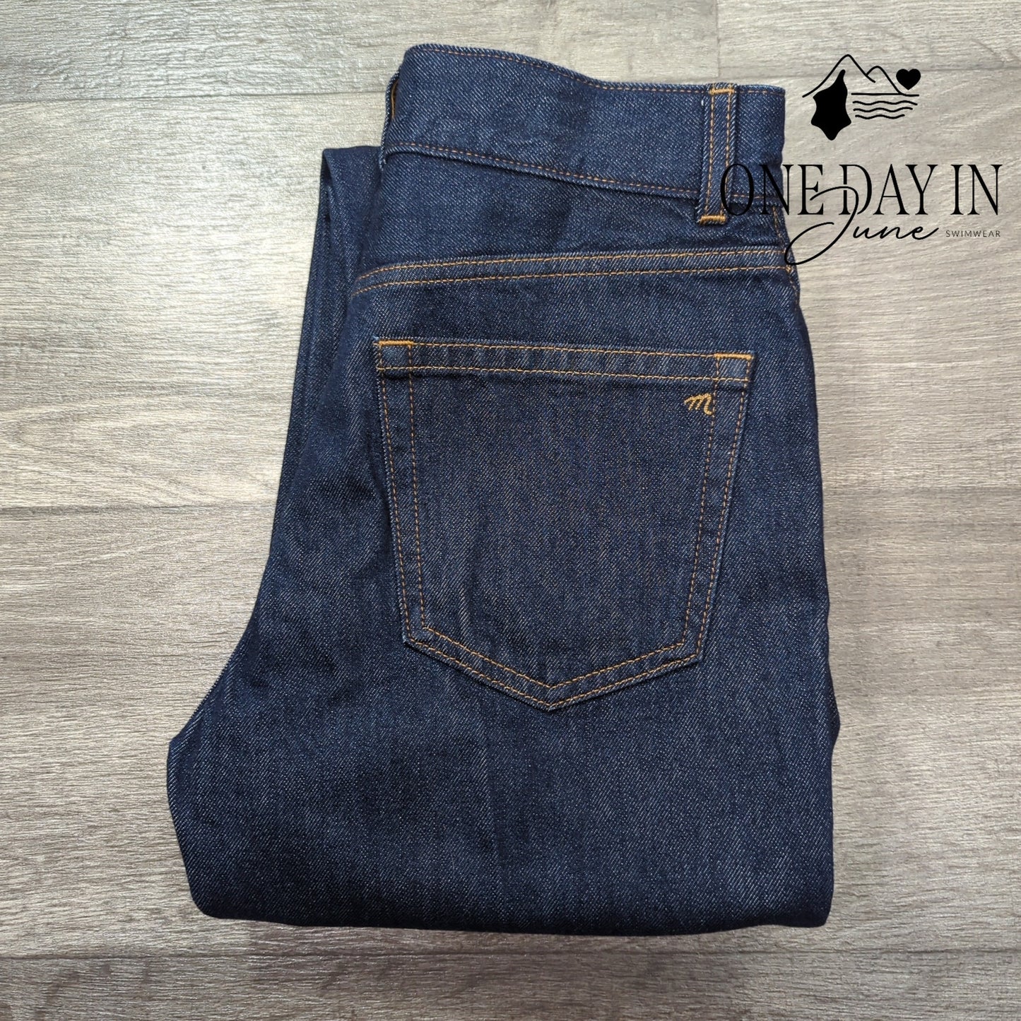 Madewell Petite The Vintage Flare Jeans Size 2P (26P)