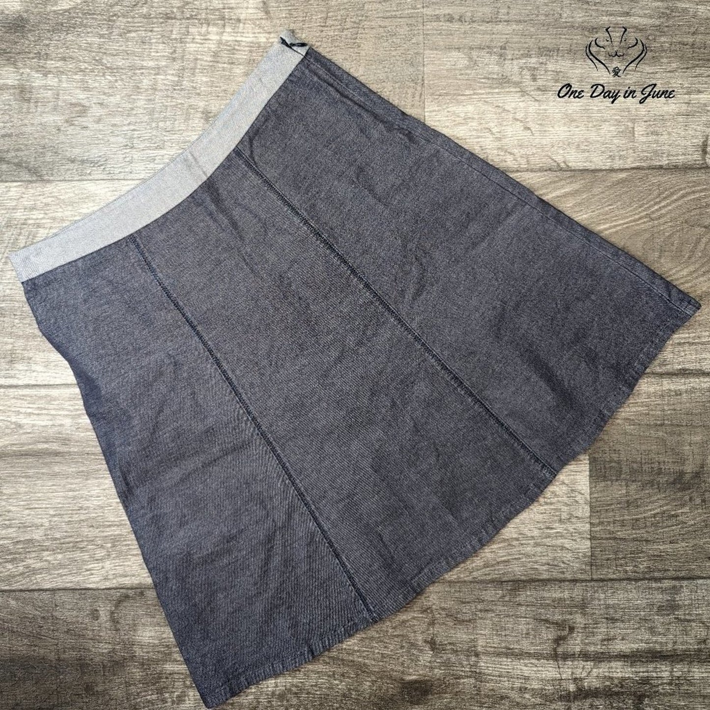 Old Navy Juniors A Line Mini Skirt Size 1
