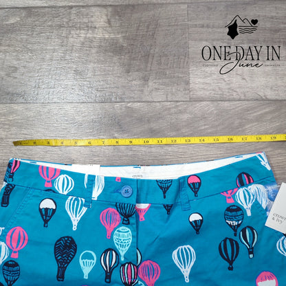 Crown & Ivy Flat Front Shorts Size 14