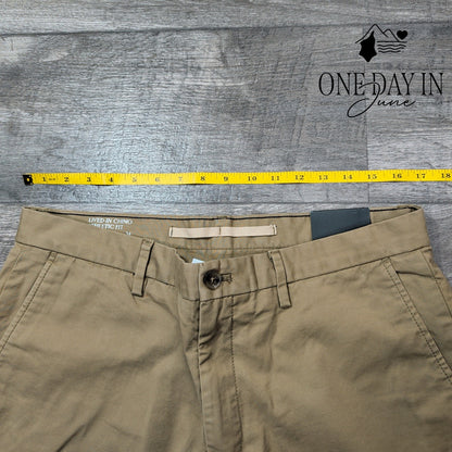 Banana Republic Lived In Chino Size 34X30
