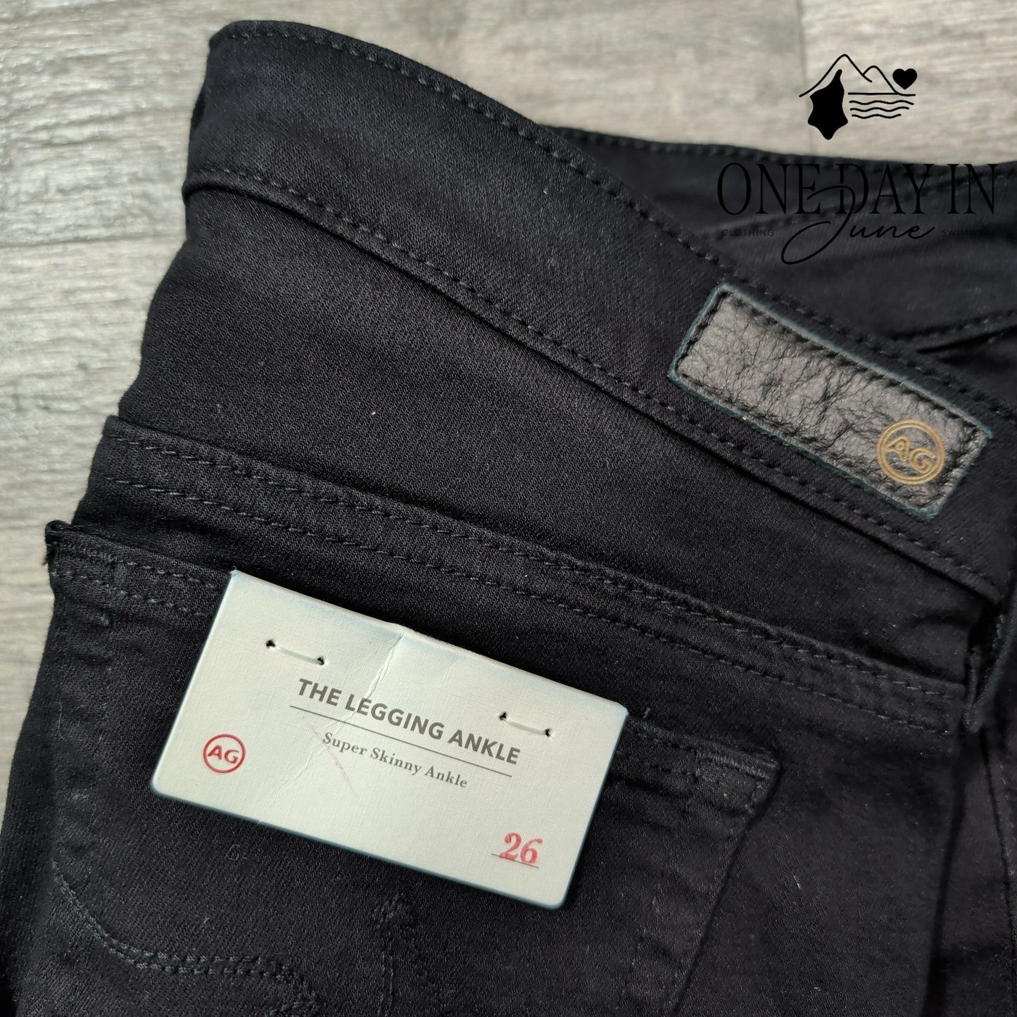 AG Adriano Goldschmied The Legging Ankle Black Skinny Stretch Jeans NWT Size 2