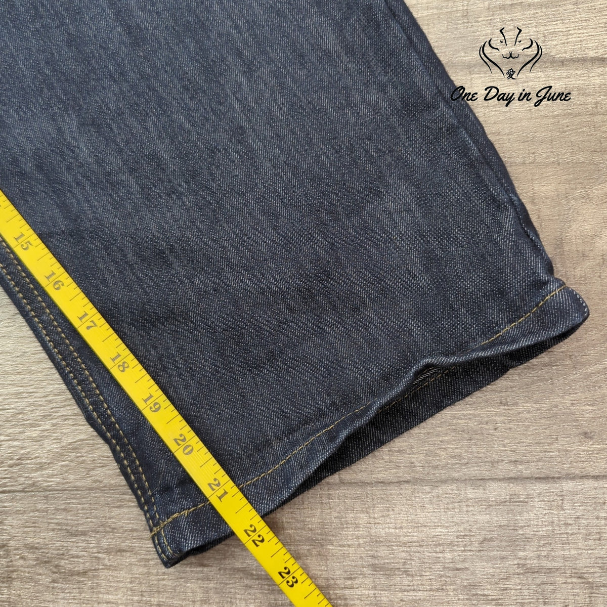 Wrangler Women's Cropped Capri Jeans Dark Wash Denim NWT Size 14