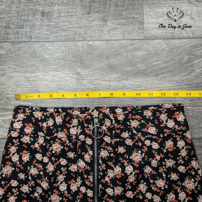 Forever 21 Zip Front Floral Denim Skirt Size S