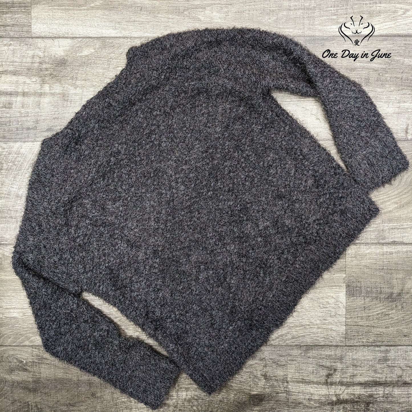 Poof Apparel Fuzzy Knit Sweater Size L