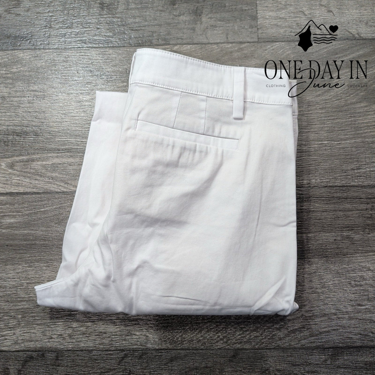 Talbots Perfect Crop Pants White Slim Leg Stretch NWT Size 12P