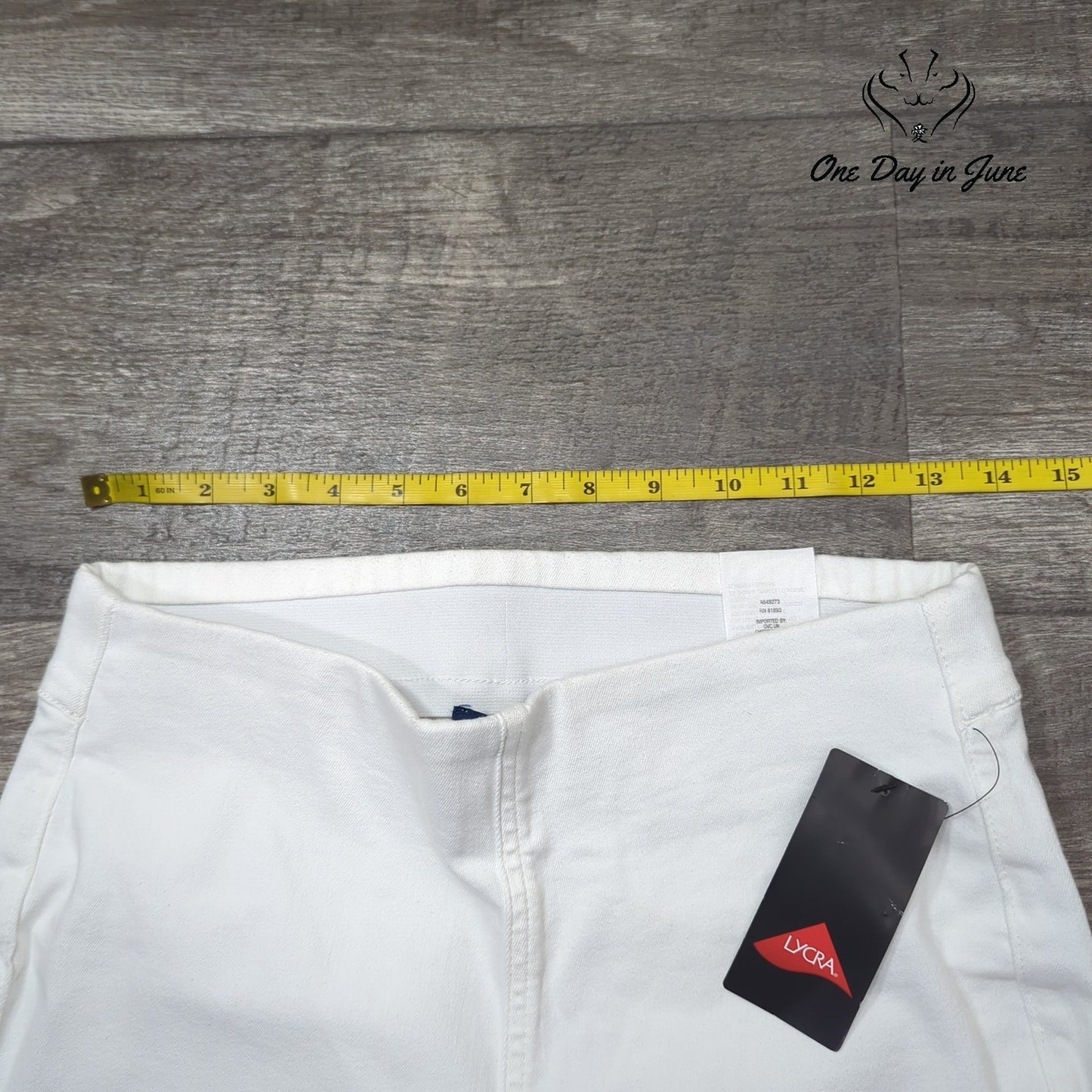 Denim & Co. Pull On Ankle Jeans Size 4