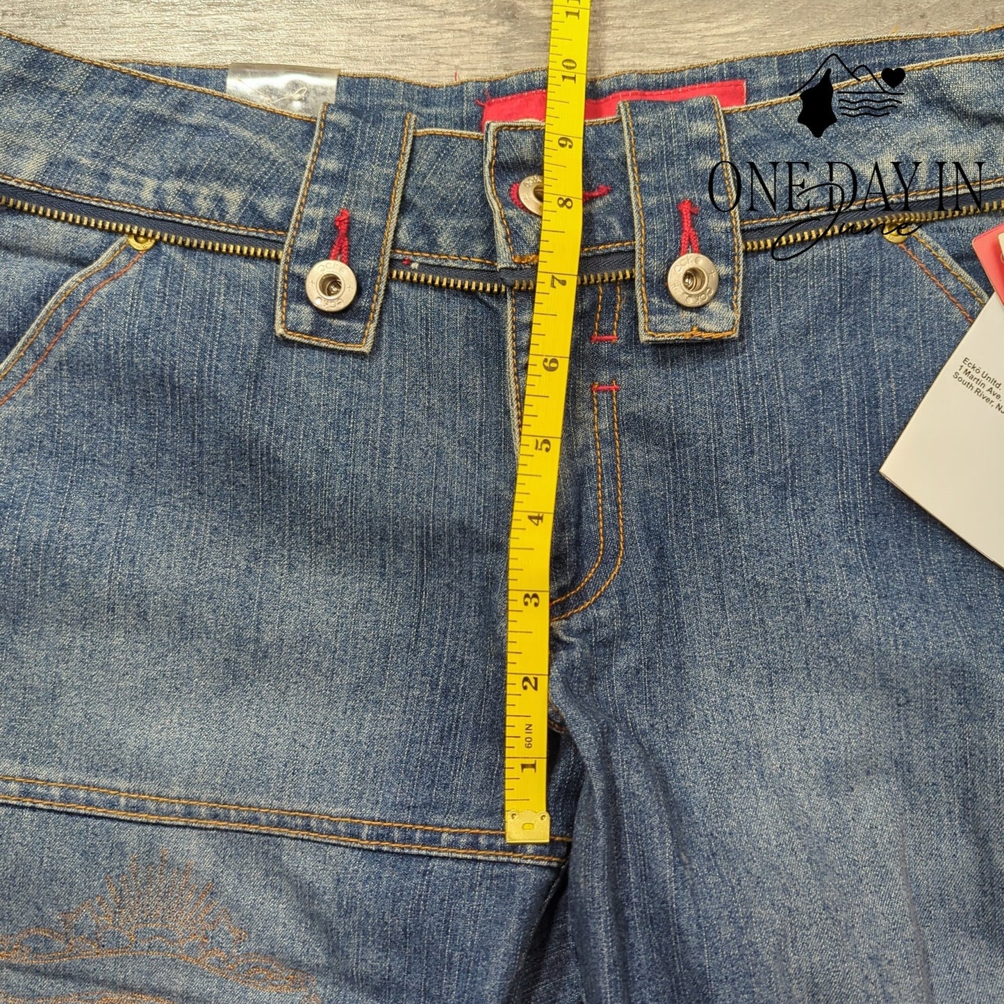 Ecko Red Juniors Cropped Jeans Size 11