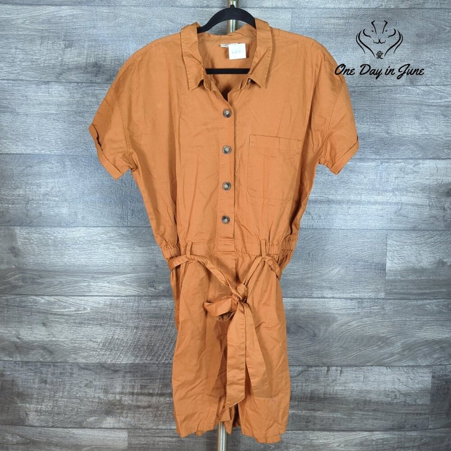 a.n.a Short Sleeve Button Front Tie Waist Romper Size XXL