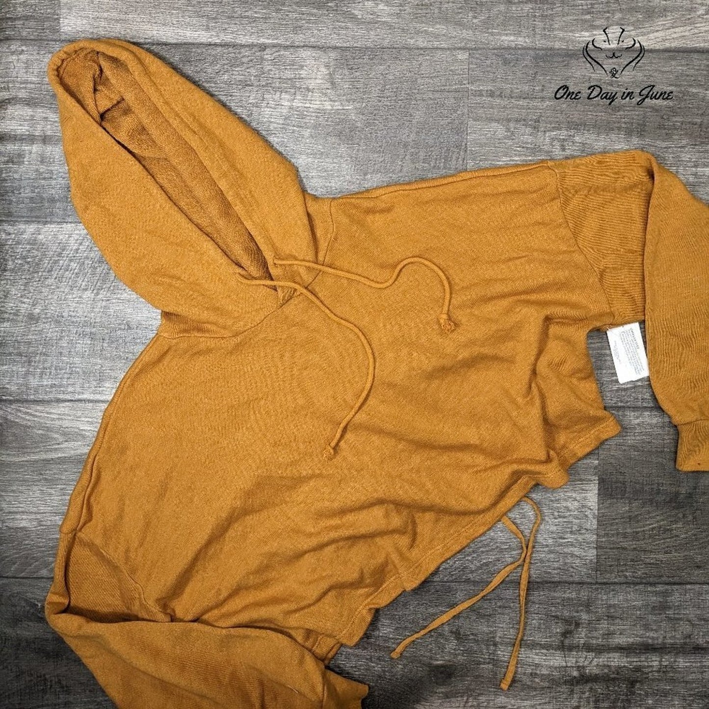 Flirtitude Juniors Ruched Back Pullover Hoodie Sweatshirt Size L