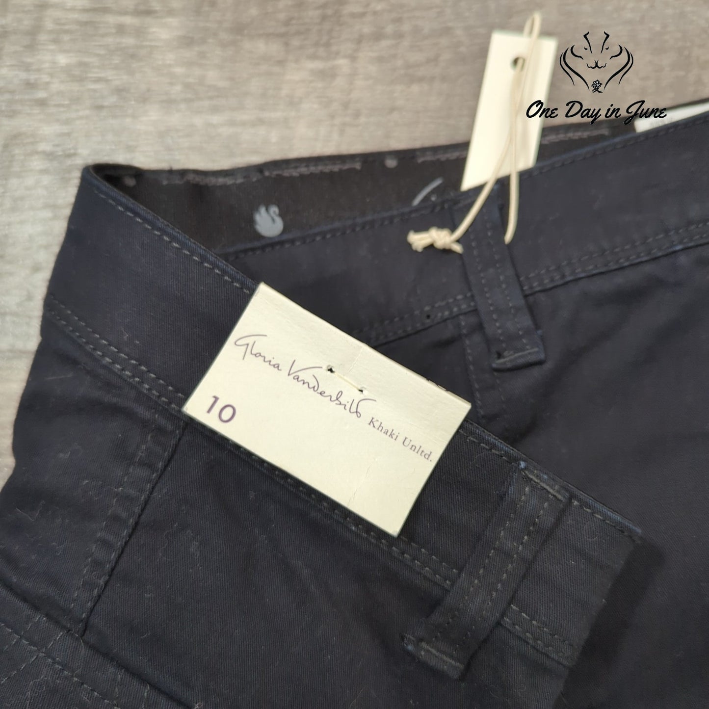 Gloria Vanderbilt Comfort Waist Cropped Jeans Size 10
