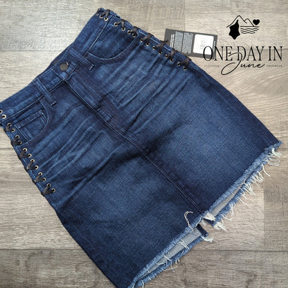 Hudson Lulu Denim Mini Skirt Nightfall Lace Up Raw Hem NWT Size 00 (24)