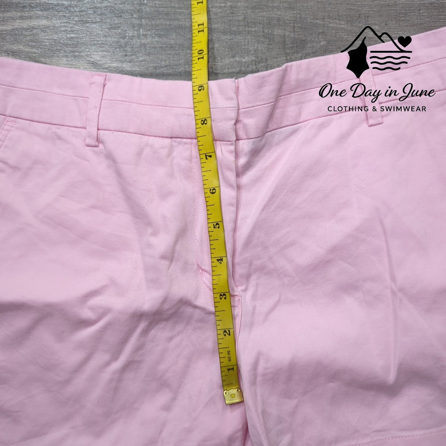 Cambridge Flat Front Shorts Size 6