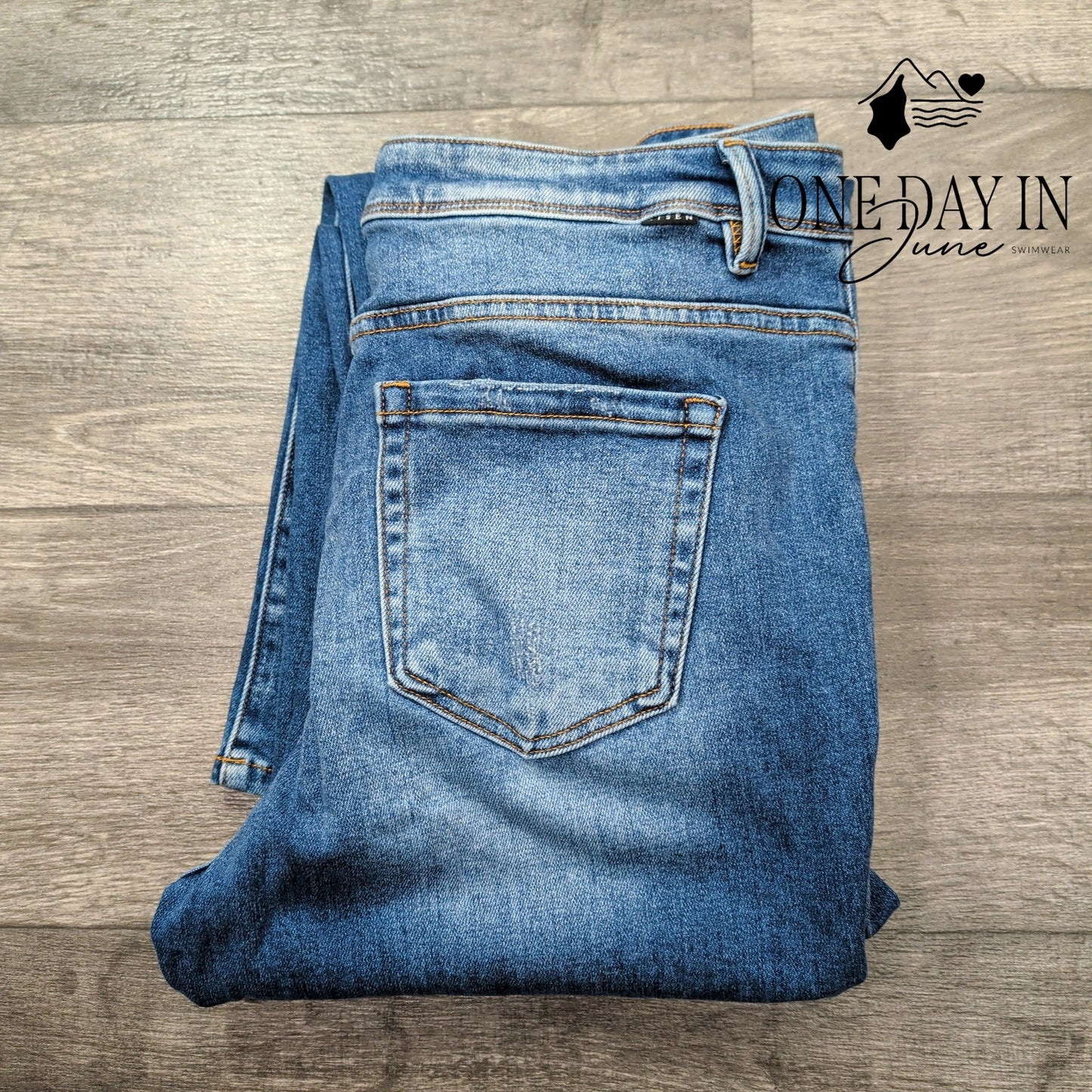 Risen Boot Cut Jeans Size 1X