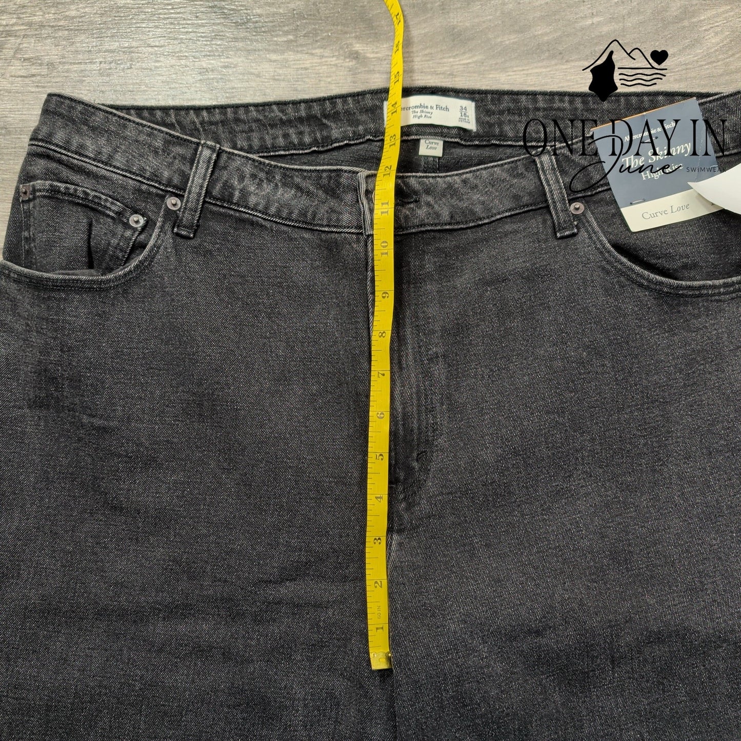Abercrombie & Fitch The Skinny High Rise Jeans Size 18