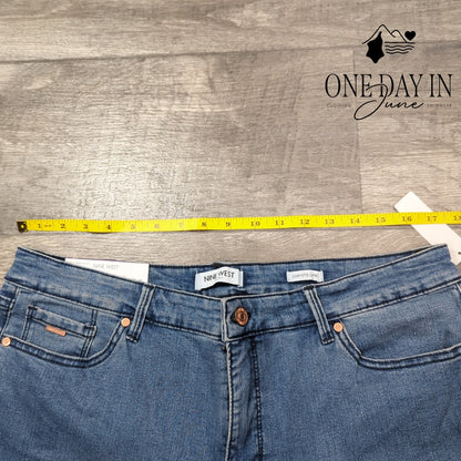 Nine West Chrystie Capri Jeans Size 16