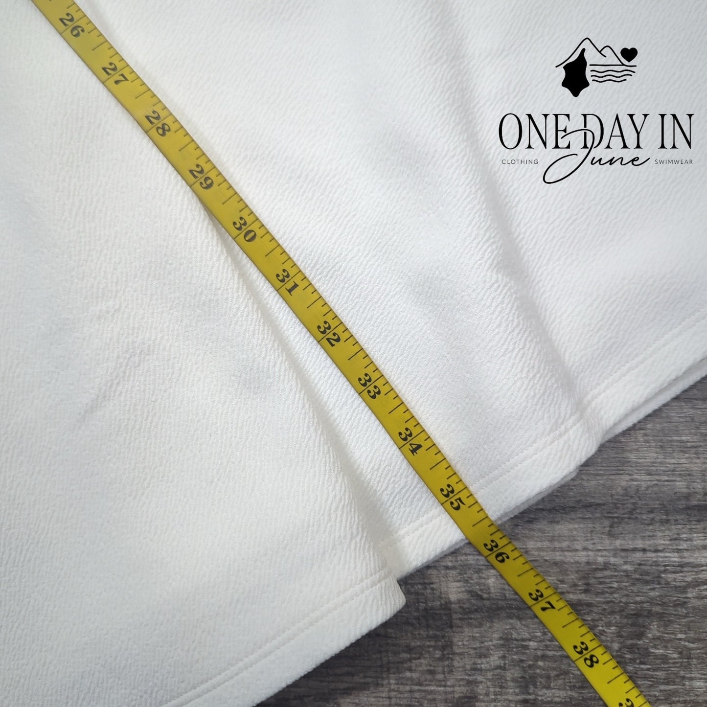 White House Black Market Short Sleeve Mini Dress Size 2