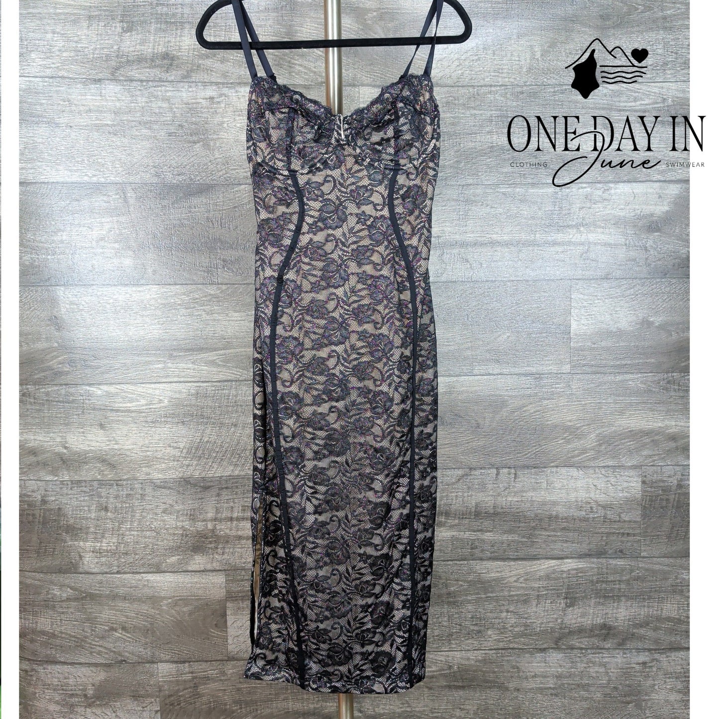 Popilush Spaghetti Strp Underwire Midi Dress Size M