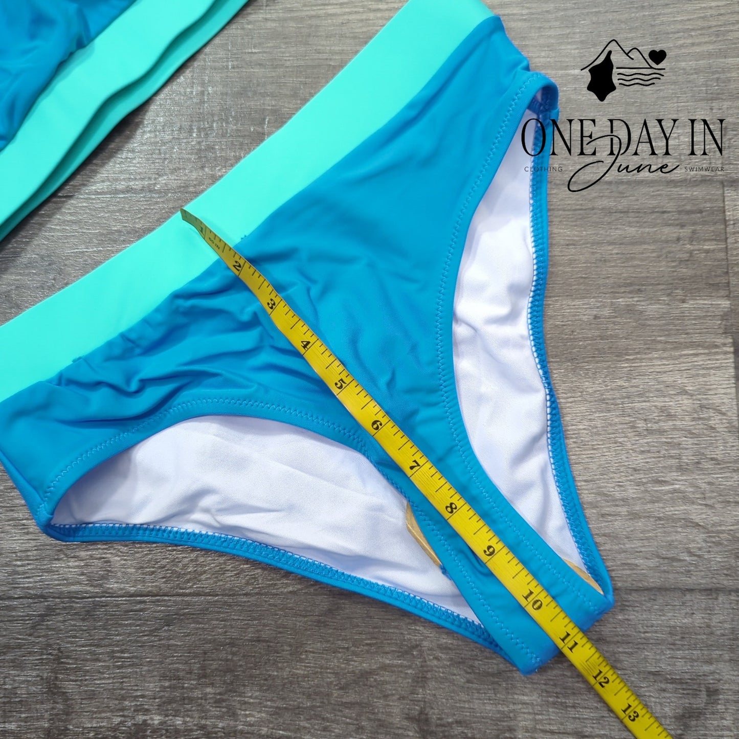 Charmo Crop Bikini Swimsuit Size S