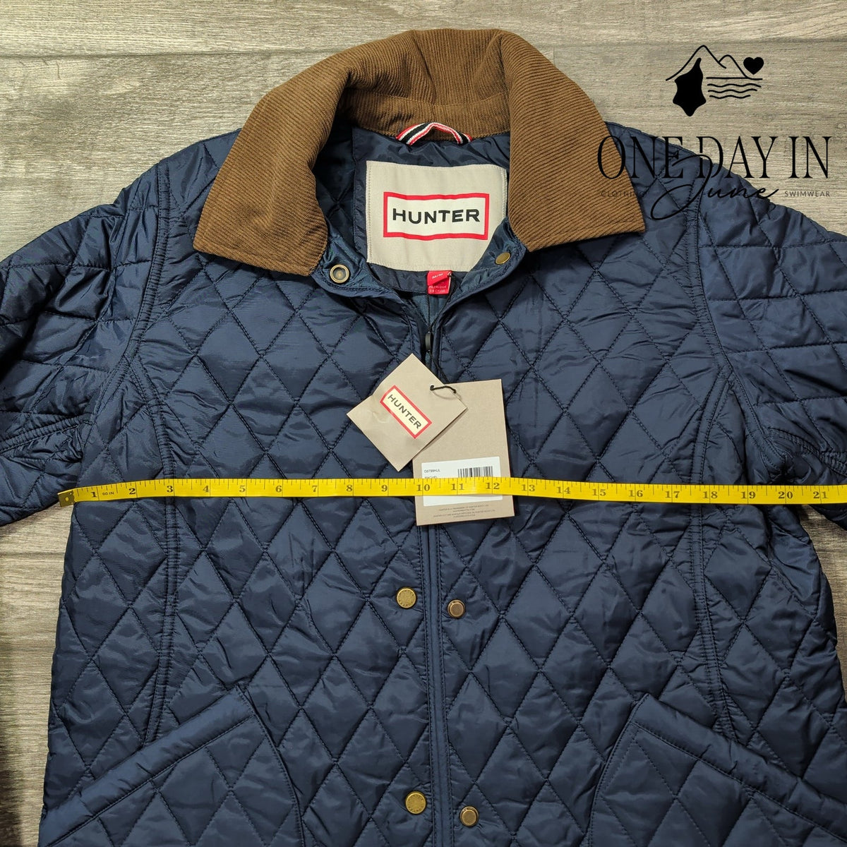 Hunter Rachel Quilted Jacket Navy Blue Corduroy Collar NWT Size M