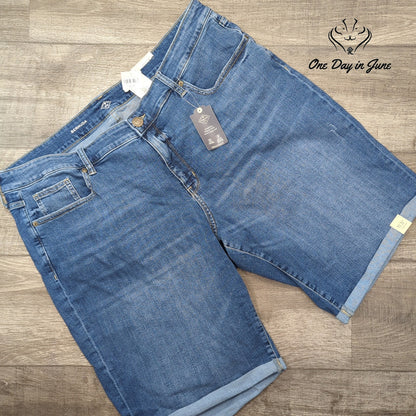 St. John's Bay Plus Size Bermuda Denim Shorts Size 24W