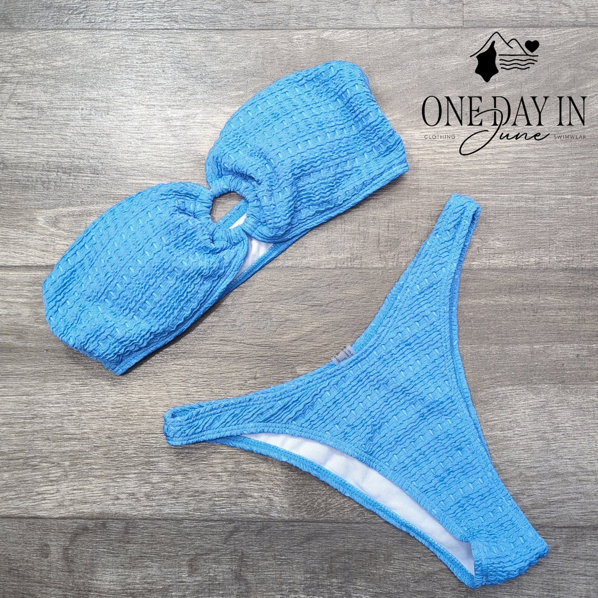 Adisputent Textured Bandeau Bikini Swimsuit Blue Ring Detail Size S