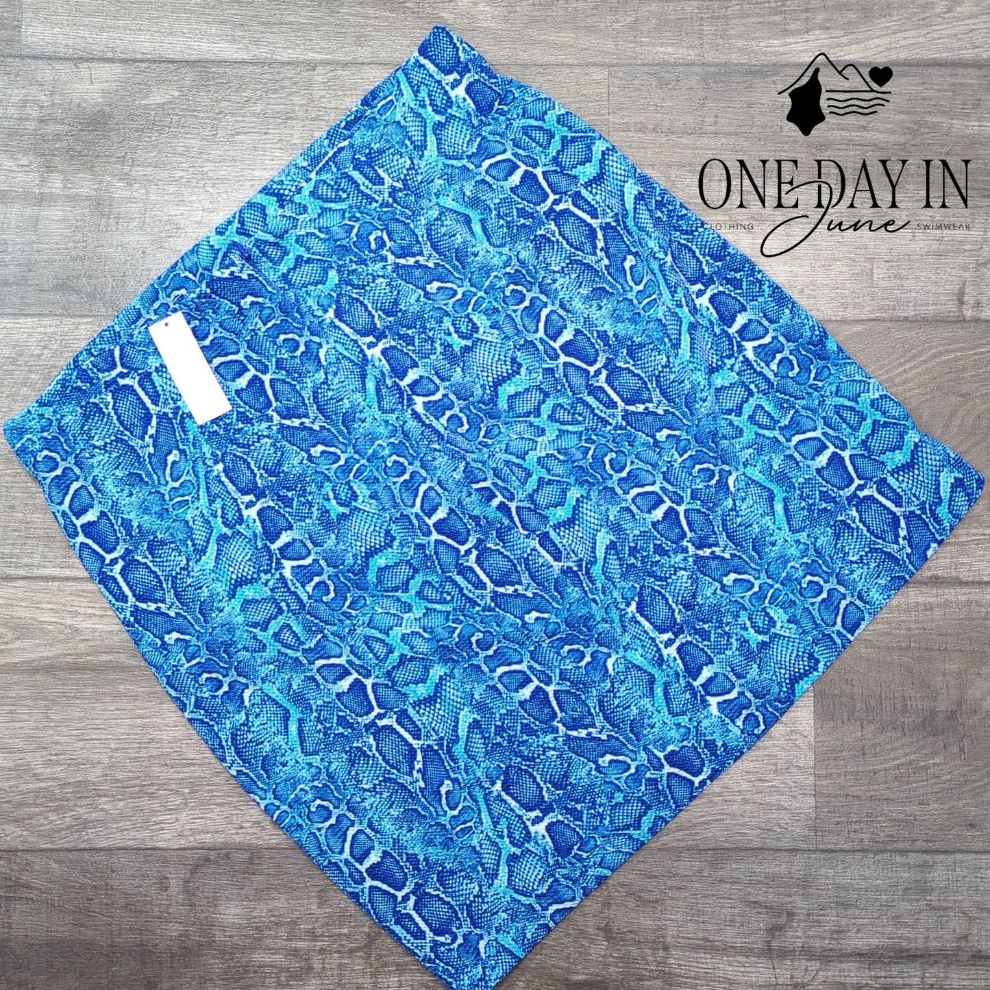 New York & Company Pencil Skirt Blue Snake Print Pull On Stretch NWT Size XL