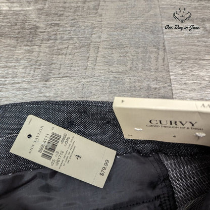 Ann Taylor Curvy Crop Pants Size 4