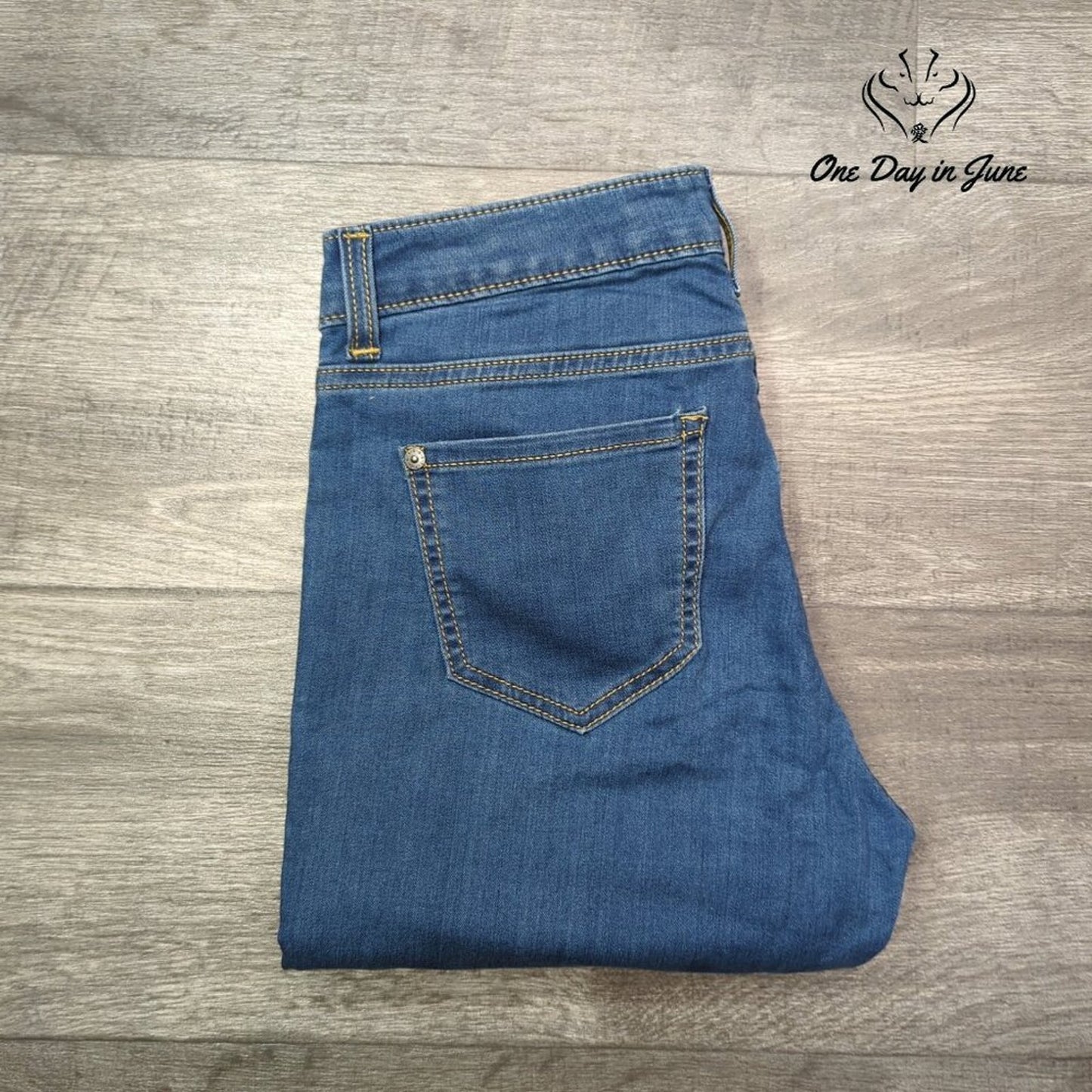 Benetton Vintage Skinny Jeans Size 28 (6)