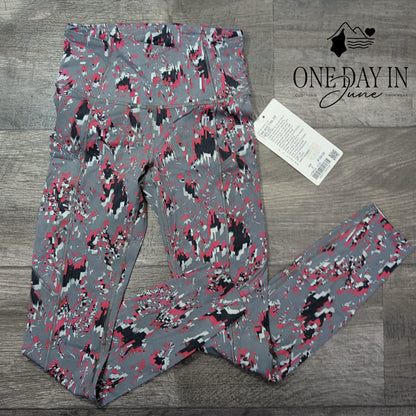 Lululemon Fast and Free HR Tight 25" Floral Flux Multi Nulux NWT Size 2