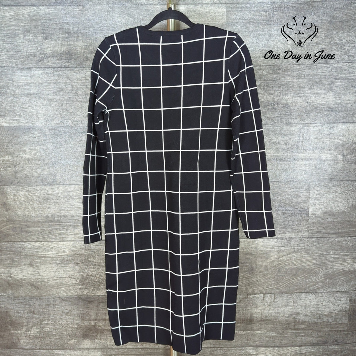 Saks Fifth Avenue Windowpane Plaid Long Sleeve Knit Sweater Dress NWT Size S