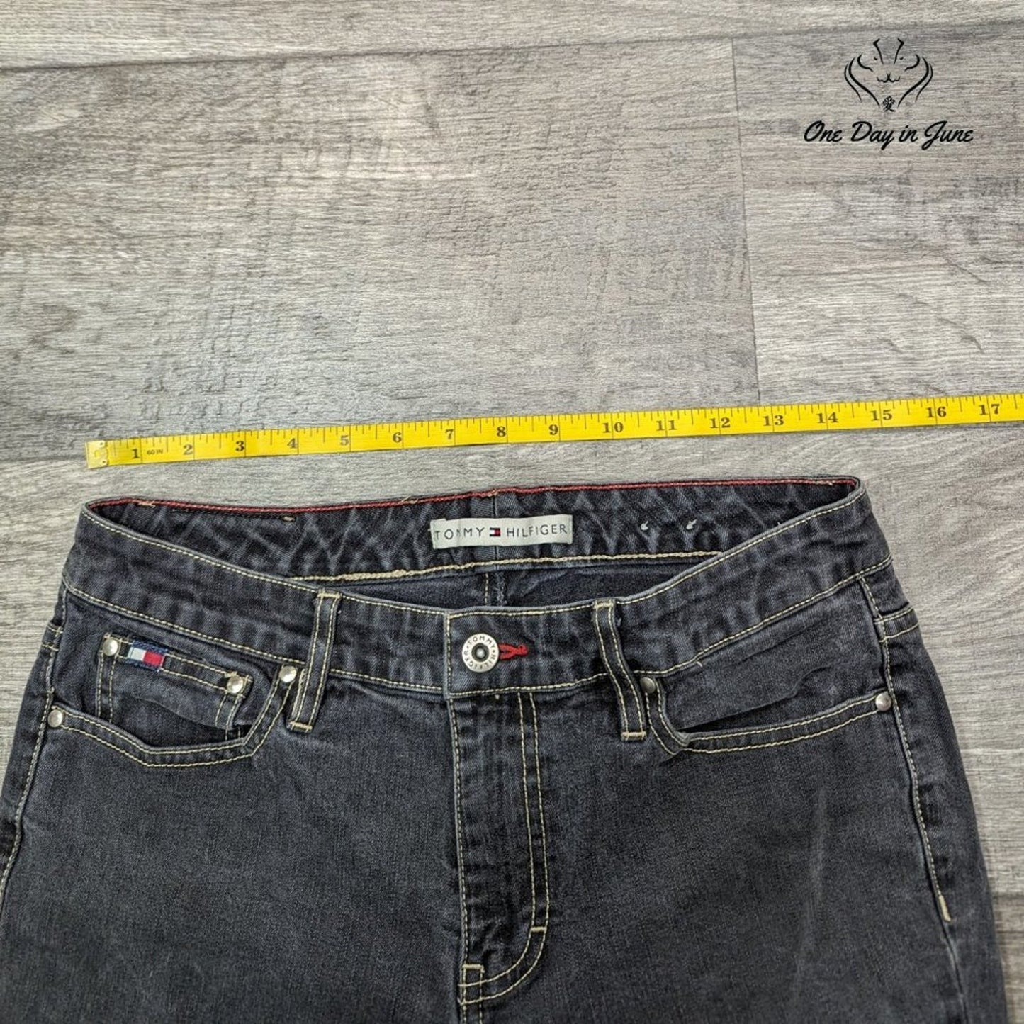 Tommy Hilfiger Straight Leg Jeans Size 6