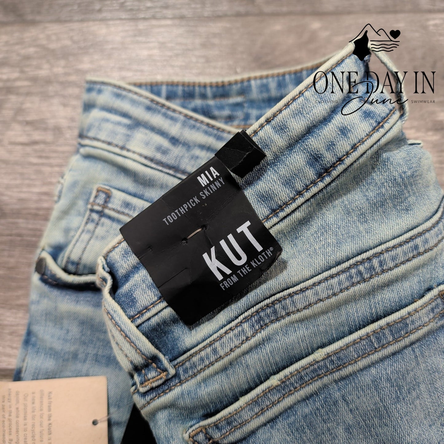 Kut from the Kloth Mia Toothpick Skinny Jeans Size 4